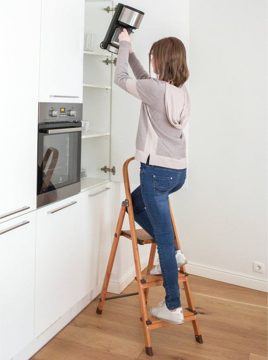 Trittleiter, Trittleiter 3 Stufen, Haushaltsleiter Stabil, Klapptritt, Trittleiter online kaufen, Tatkraft Upgrade 3, 2